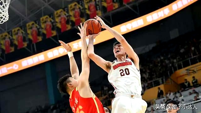 广东宏远力克对手，豪取连胜